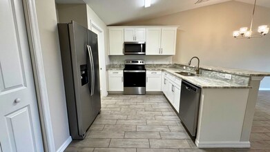 1214 NW 16th Terrace in Cape Coral, FL - Building Photo - Building Photo