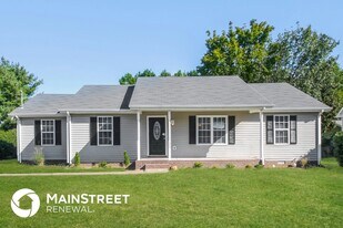 2440 Sawmill St in Murfreesboro, TN - Building Photo