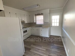 221 Welch Ave in Gastonia, NC - Building Photo - Building Photo