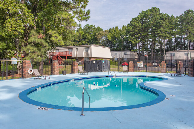 Arbor Gardens in College Park, GA - Building Photo - Building Photo