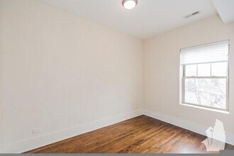 1851 W Cornelia Ave in Chicago, IL - Building Photo - Building Photo