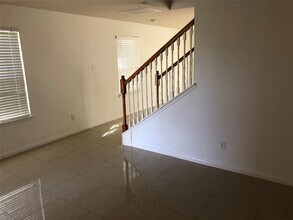 8531 Ashford Green Ln in Houston, TX - Building Photo - Building Photo