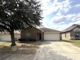 21511 Fossil Trails Dr, Unit 11 in Spring, TX - Building Photo