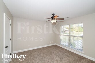 605 Hidden Brook Trail in Alabaster, AL - Building Photo - Building Photo