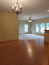 2425 Aspen Rd, Unit 003 in Ames, IA - Foto de edificio - Building Photo