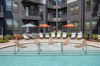 Alta Lofts on the Levee in Nashville, TN - Foto de edificio - Building Photo