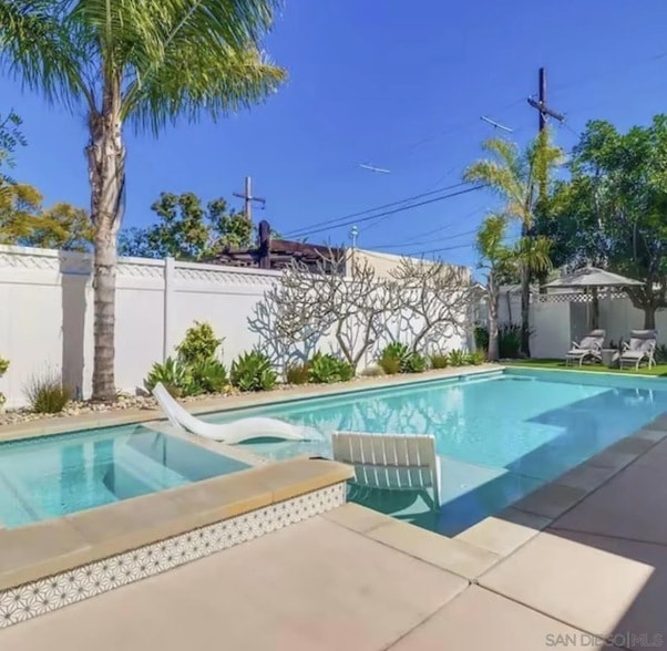 property at 301 7th St