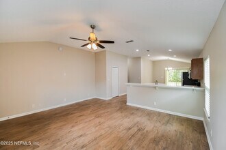 5609 Village Pond Cir in Jacksonville, FL - Building Photo - Building Photo