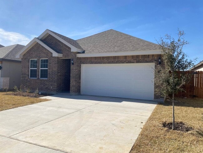 1426 Key Deer Dr in Laredo, TX - Building Photo - Building Photo