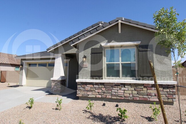 2464 N Morrison Ave in Casa Grande, AZ - Building Photo - Building Photo