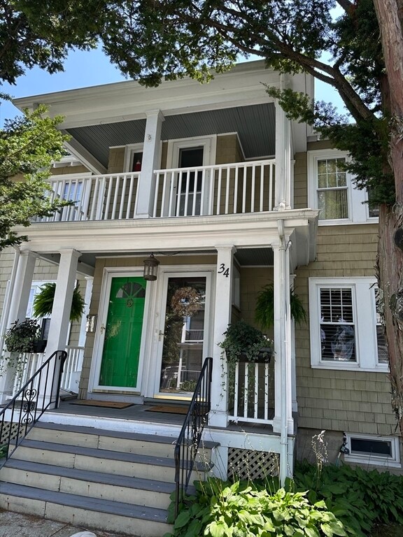 property at 34 Sheafe St