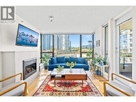 4178 Dawson St in Burnaby, BC - Building Photo