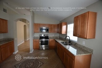 12307 Twinkling Star Pl in Riverview, FL - Building Photo - Building Photo