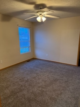 5605 W Longleaf Dr in Springfield, MO - Building Photo - Building Photo