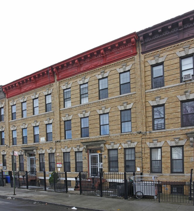 1418 Putnam Ave in Brooklyn, NY - Building Photo