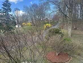 8 Ridge St in Sleepy Hollow, NY - Building Photo - Building Photo