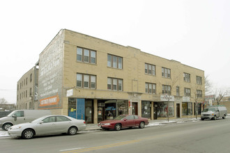 The Sawyer Apartments in Chicago, IL - Building Photo - Building Photo