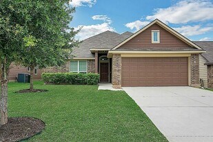 962 Oak Lynn Dr in Willis, TX - Building Photo