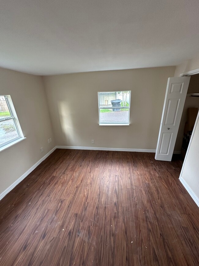 917 56th Ave N in St. Petersburg, FL - Building Photo - Building Photo