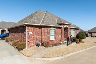12600 N Rockwell Ave in Oklahoma City, OK - Building Photo