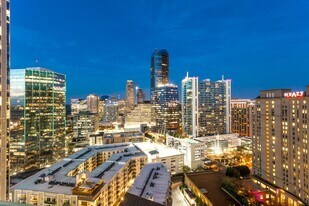 3325 Piedmont Rd NE in Atlanta, GA - Building Photo