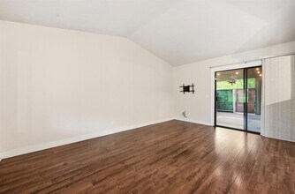 5011 Fort Clark Dr in Austin, TX - Building Photo - Building Photo