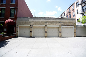 528 Clinton St in Brooklyn, NY - Building Photo - Building Photo