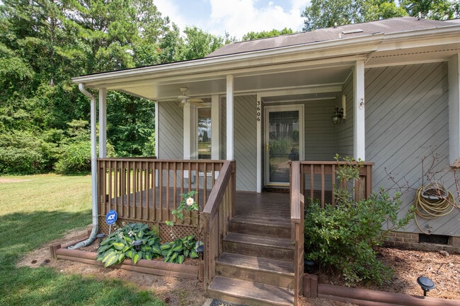 3606 Top of the Pines Ct in Raleigh, NC - Building Photo - Building Photo