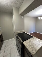 401 12th Ave SE, Unit 248 in Norman, OK - Foto de edificio - Building Photo