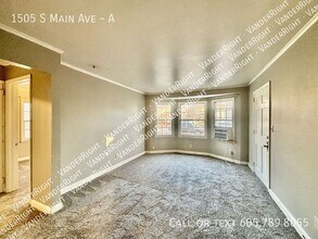 1505 S Main Ave in Sioux Falls, SD - Building Photo - Building Photo