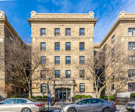 1000 Hudson St in Hoboken, NJ - Building Photo - Building Photo