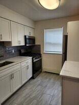 2467 Rt.10e, Unit 29-6 in Morris Plains, NJ - Building Photo