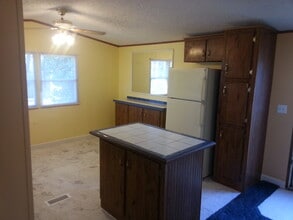 815 Clutts Rd in Harvest, AL - Building Photo - Building Photo