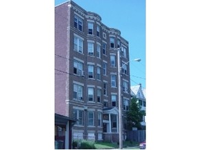 Clinton Avenue Apartments in Holyoke, MA - Building Photo - Building Photo