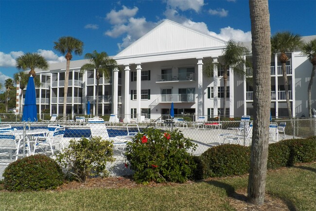 property at 100 The Esplanade S