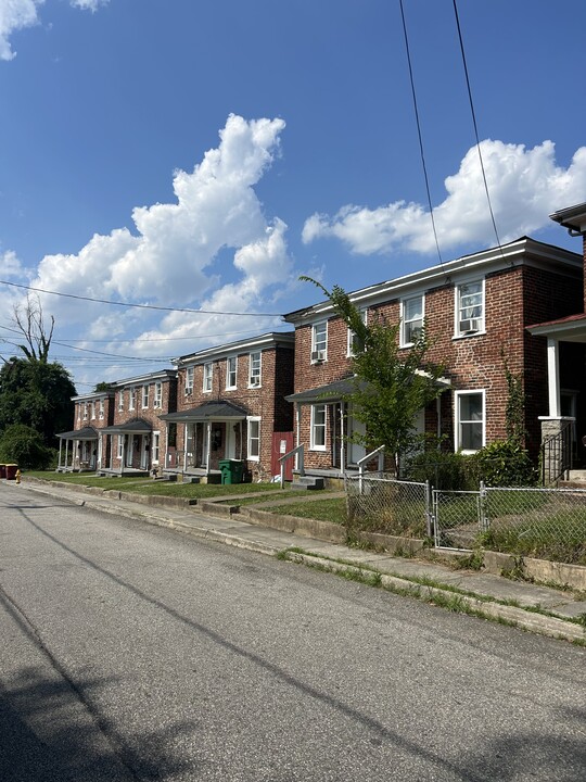 701-1 Harding St in Petersburg, VA - Foto de edificio