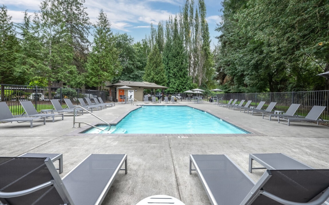 Campbell Run in Woodinville, WA - Building Photo