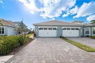 6403 Negril Isle Dr in Naples, FL - Building Photo
