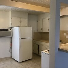 273 Redondo Ave in Sacramento, CA - Building Photo - Building Photo