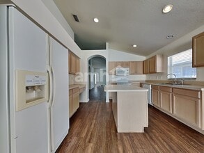 12426 Tree Pointe Ct in Riverview, FL - Building Photo - Building Photo