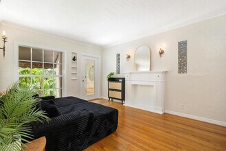 341 Nottingham Blvd in West Palm Beach, FL - Foto de edificio - Building Photo