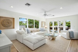 15 Harbour Dr N in Boynton Beach, FL - Building Photo - Building Photo
