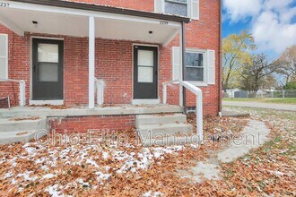 2239 Homestead Dr in Columbus, OH - Building Photo - Building Photo