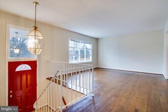 13636 Greenwood Dr in Woodbridge, VA - Building Photo - Building Photo