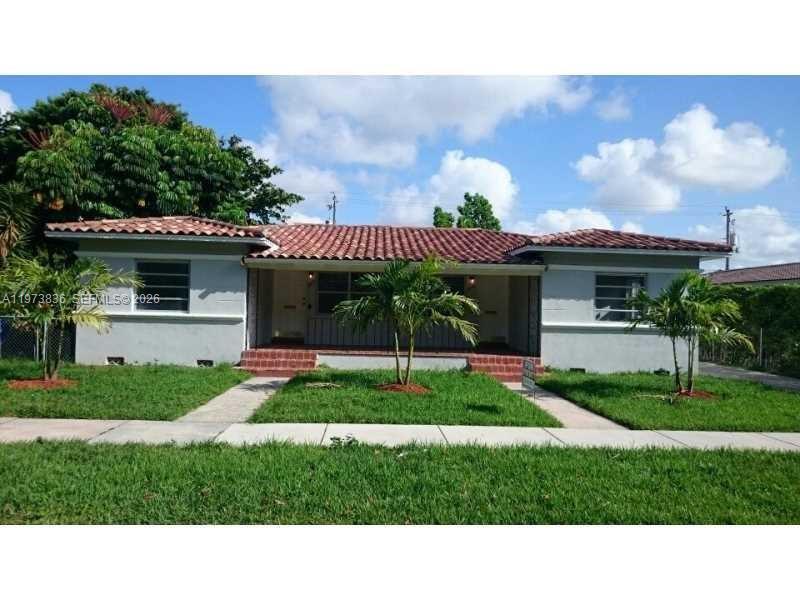 2277 SW 27th St in Miami, FL - Building Photo