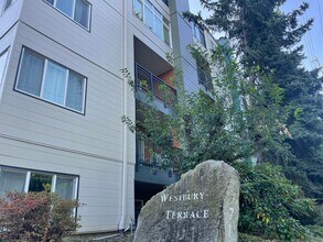 9710 5th Ave NE in Seattle, WA - Building Photo - Building Photo