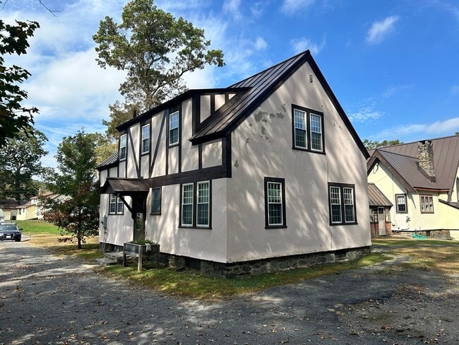 59 Munson St in Greenfield, MA - Building Photo - Building Photo