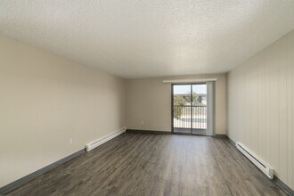 Center Court in Spokane, WA - Building Photo - Interior Photo