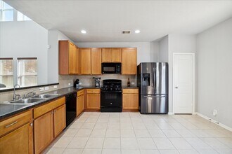 7610 Retama Terrace Ln in Humble, TX - Building Photo - Building Photo