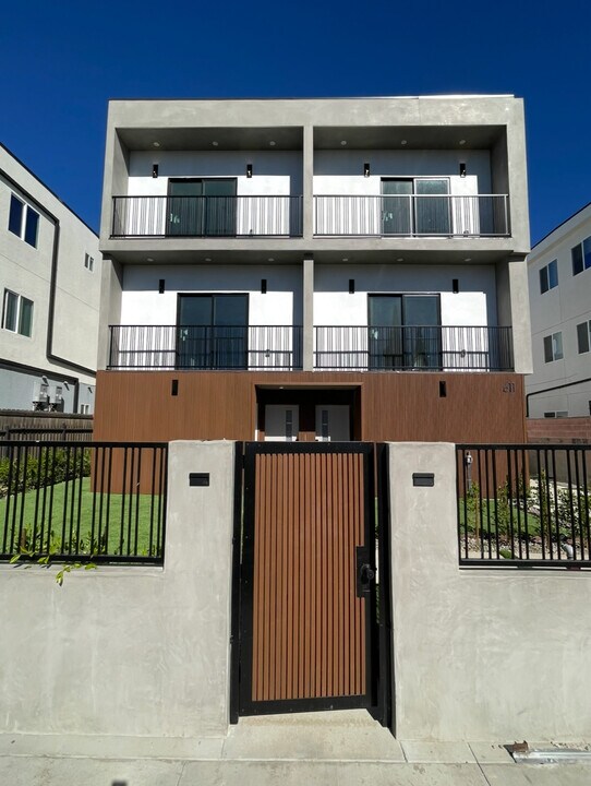 611 W 41st Pl, Unit .5 in Los Angeles, CA - Building Photo